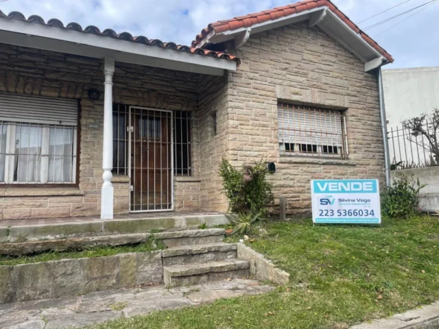 Casas, chalets en Venta — Buenos Aires 4056
