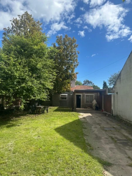 Casas, chalets en Venta — Mansilla 4860