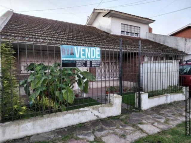 Casas, chalets en Venta — Vucetich 1551