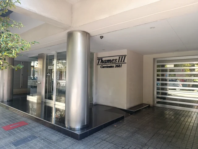 Departamentos, pisos y semipisos en Venta — Corrientes 2600