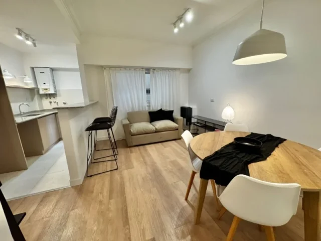Departamentos, pisos y semipisos en Venta — Falucho 2200