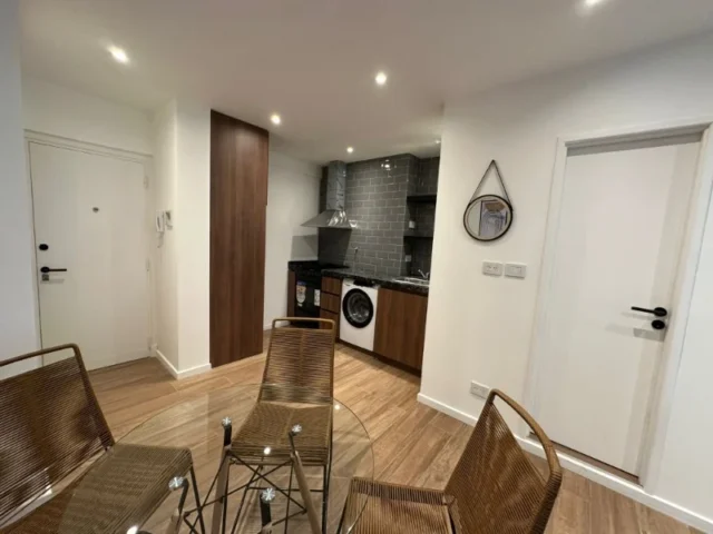 Departamentos, pisos y semipisos en Venta — Brown 1700