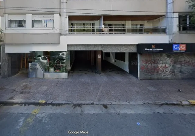 Cocheras y garages en Venta — CATAMARCA 1400