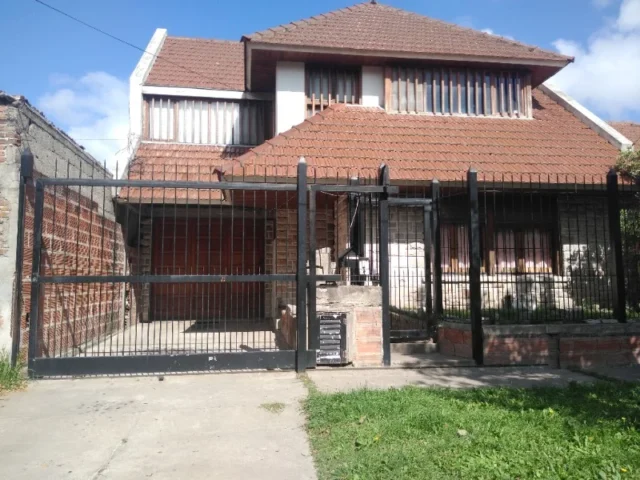 Galpones en Venta — Avellaneda 6326