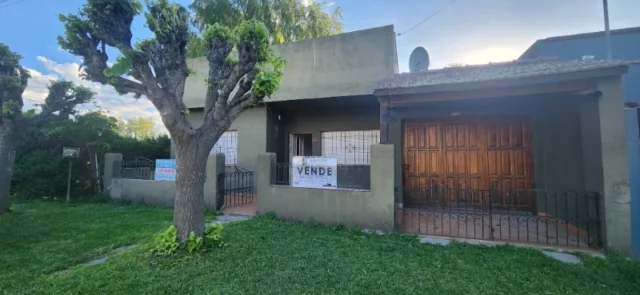 Casas, chalets en Venta — C. Aguatero 9999