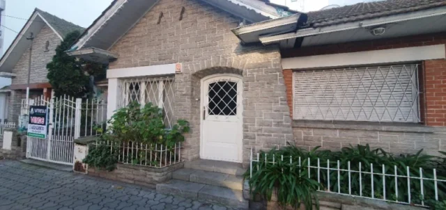 Casas, chalets en Venta — 11 DE SEPTIEMBRE 3231