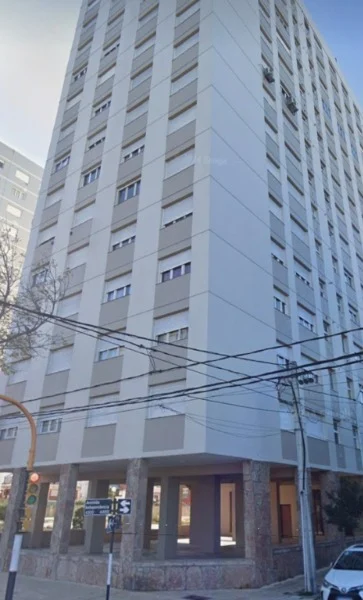 Departamentos, pisos y semipisos en Venta — Larrea 3183
