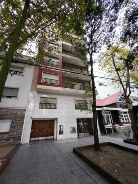 Departamentos, pisos y semipisos en Alquiler — Av. Libertad 3331