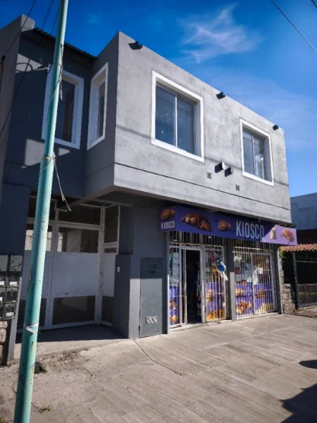 Departamentos, pisos y semipisos en Alquiler — Strobel 3740