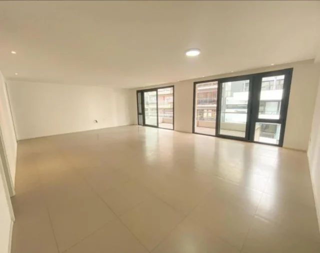 Departamentos, pisos y semipisos en Venta — Brown 2600